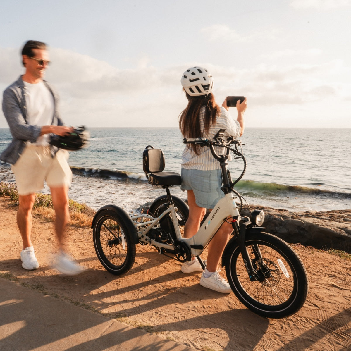XP Trike2 Stratus White + FREE Support Seat, Elite Headlight, Suspension Seat Post ($257 Value)