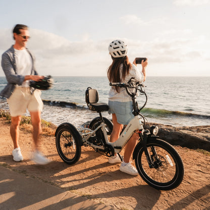XP Trike2 Stratus White + FREE Support Seat, Elite Headlight, Suspension Seat Post ($257 Value)